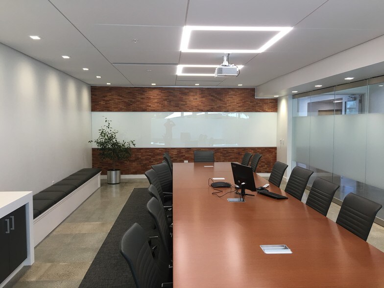 More Photos Of 18635 Sutter Blvd, Morgan Hill Research And Development For Lease