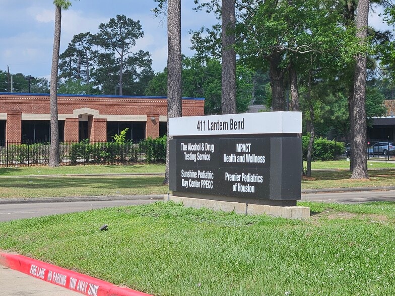 More Photos Of 411 Lantern Bend Dr, Houston Medical For Lease