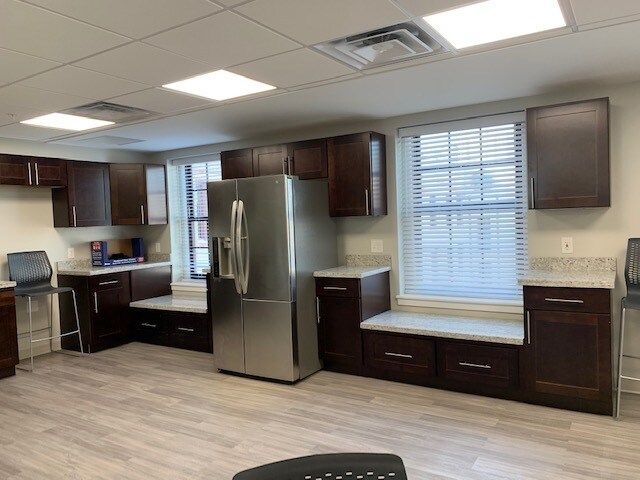 More Photos Of 4600-4602 S Michigan Ave, Chicago Apartments For Lease