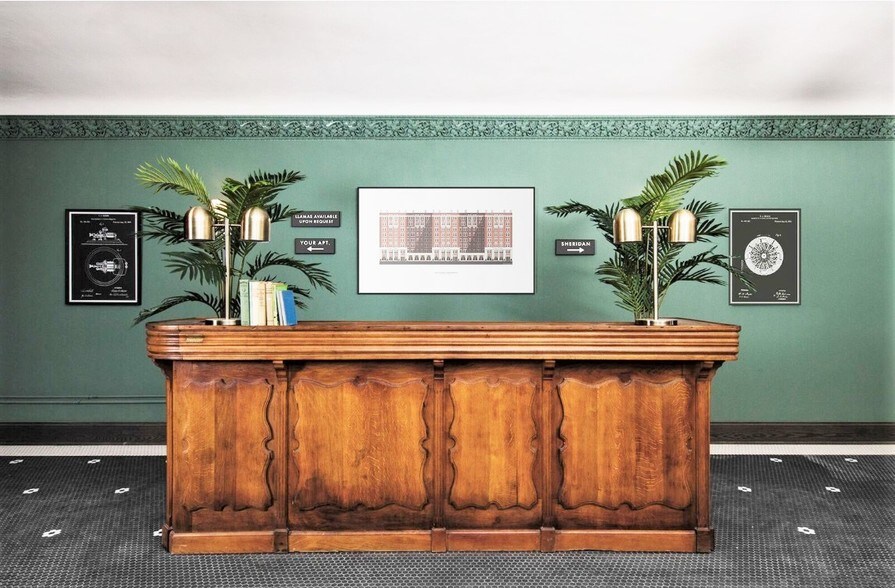 More Photos Of 5200 N Sheridan Rd, Chicago Apartments For Lease