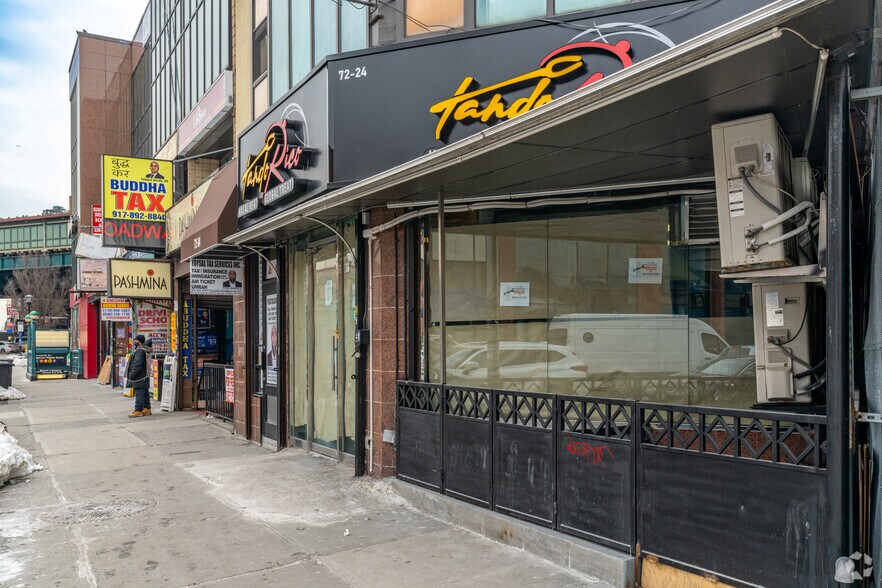 More Photos Of 72-32 Broadway, Jackson Heights Storefront Retail Office For Lease