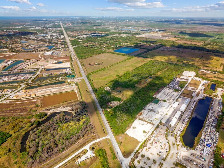 More Photos Of 15435 Tamiami Trl E, Naples Land For Sale