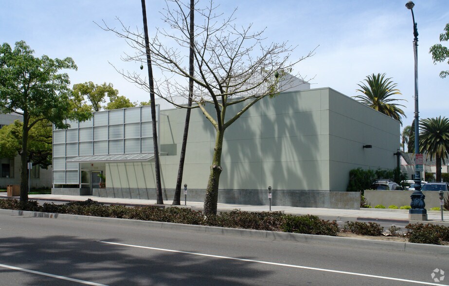 More Photos Of 9229 Wilshire Blvd, Beverly Hills Medical For Lease