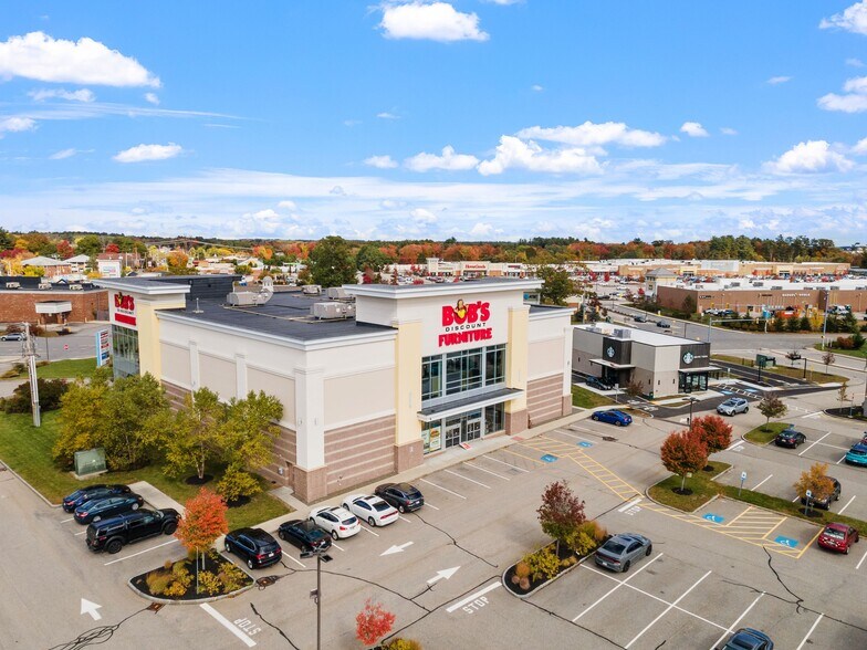 More Photos Of 570-603 Lafayette Rd, Seabrook Unknown For Lease