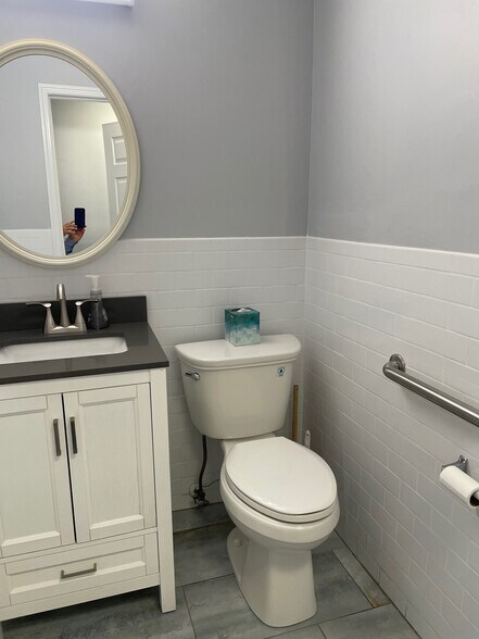 More Photos Of 45 Main St, Eatontown Office For Sale