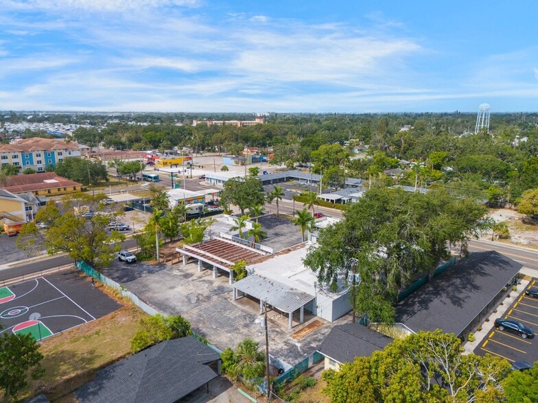 More Photos Of 1505 Tamiami Trl W, Bradenton Freestanding For Lease