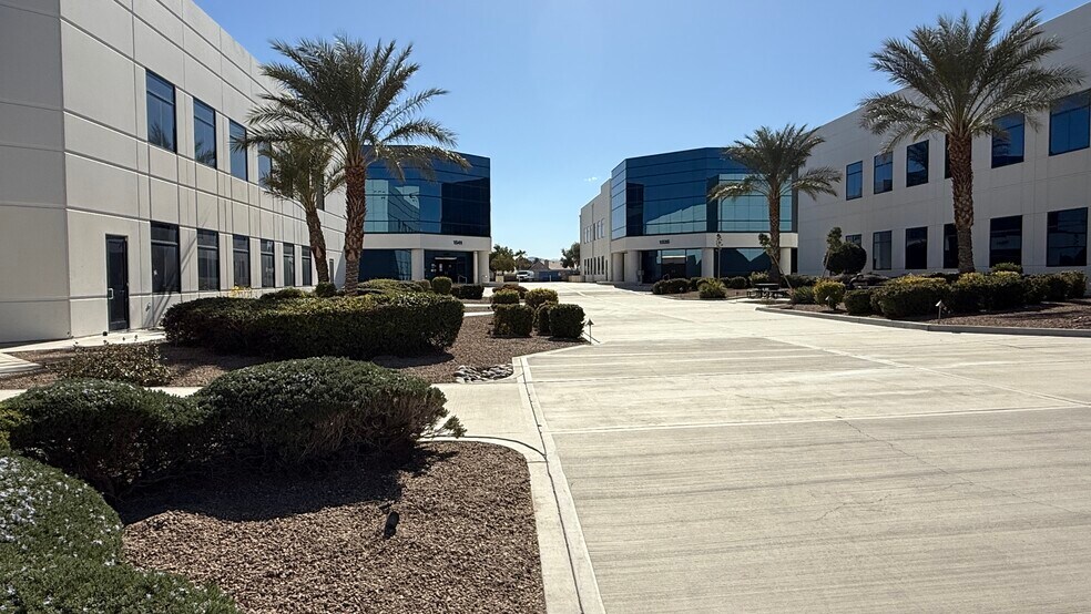 More Photos Of 1545 Pama Ln, Las Vegas Research And Development For Lease