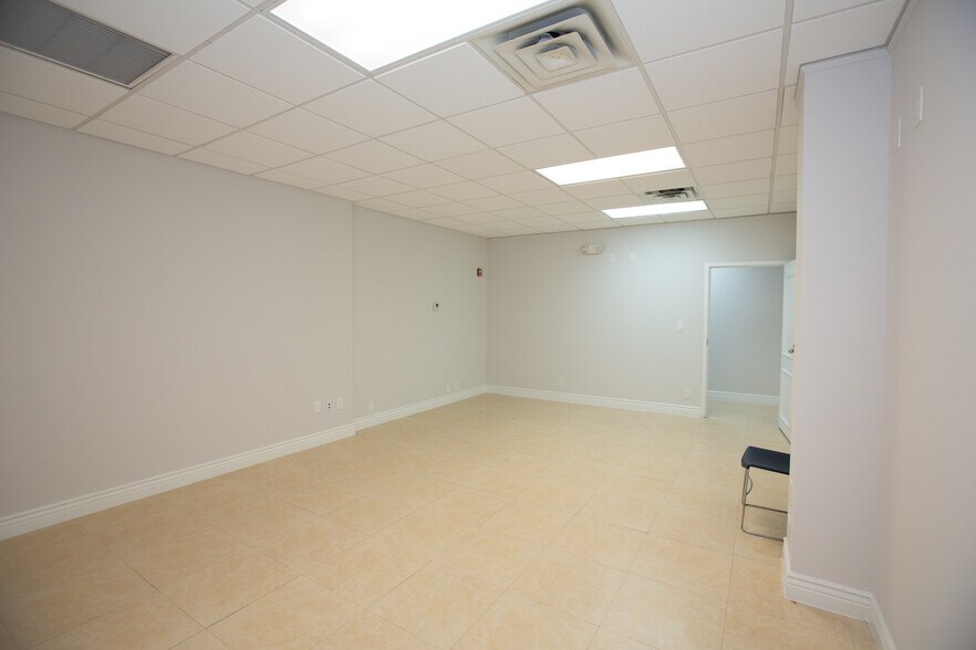 More Photos Of 1100 S Federal Hwy, Deerfield Beach Medical For Lease