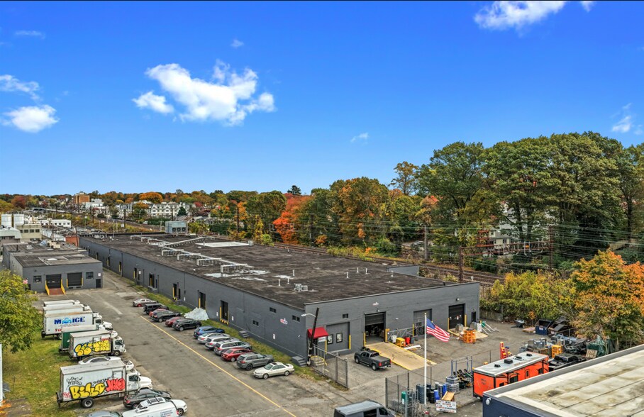Primary Photo Of 500 Ogden Ave, Mamaroneck Warehouse For Lease