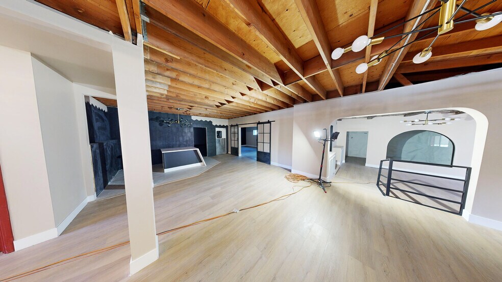 More Photos Of 401 S 6th St, Las Vegas Restaurant For Sale