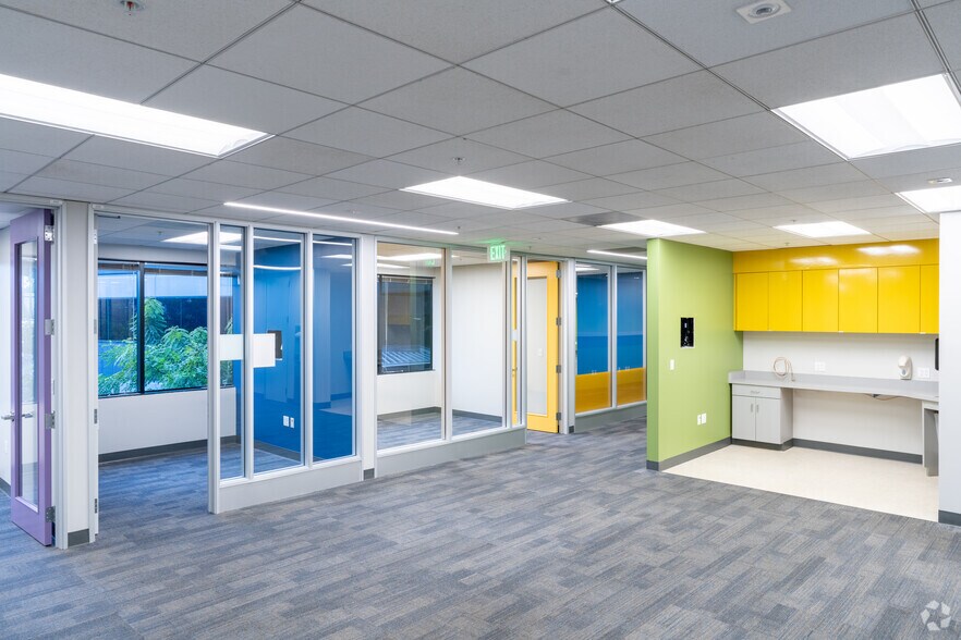 More Photos Of 3000 S Robertson Blvd, Los Angeles Loft Creative Space For Lease