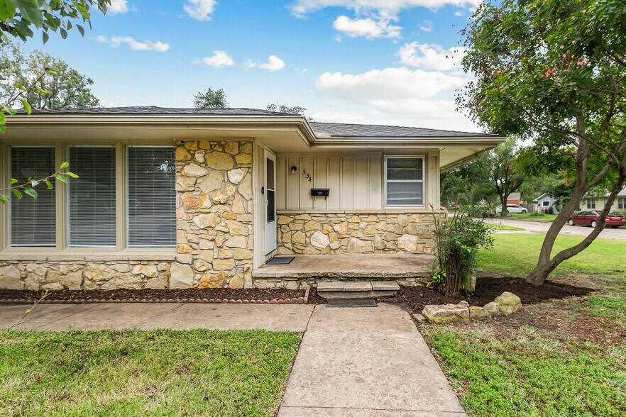 More Photos Of 534-544 N Richmond St, Wichita Apartments For Sale