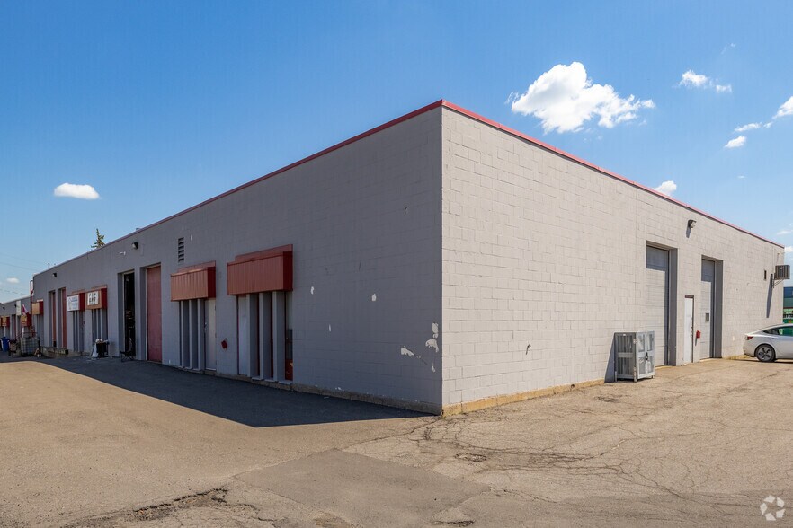 More Photos Of 3210 Swansea Cres, Ottawa Service For Lease