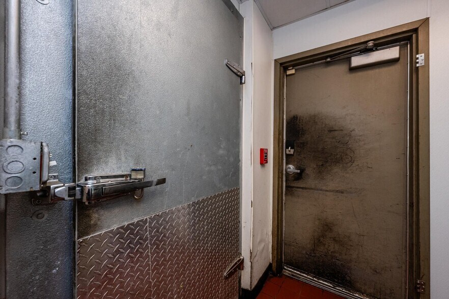 More Photos Of 16409 Red Arrow Hwy, Union Pier General Retail For Sale