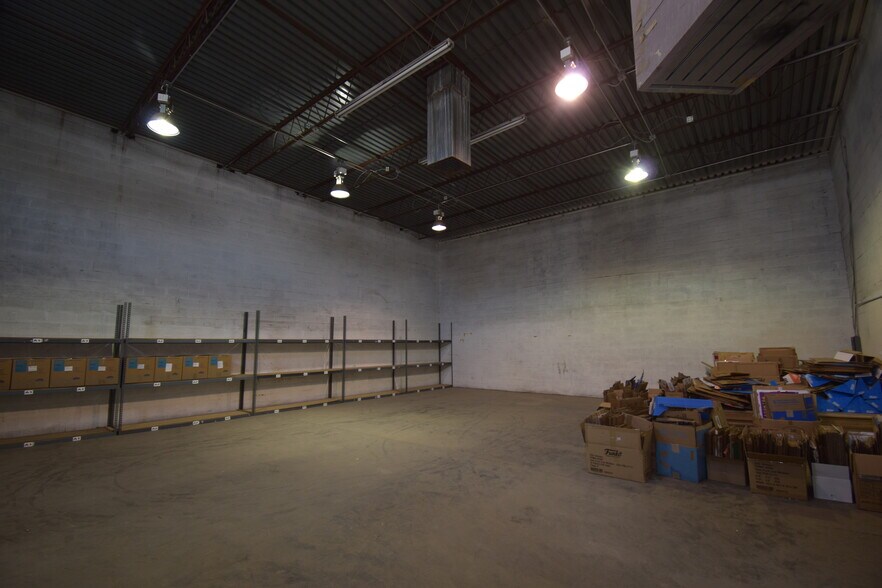 More Photos Of 1700 Texas Ave, El Paso Food Processing For Lease