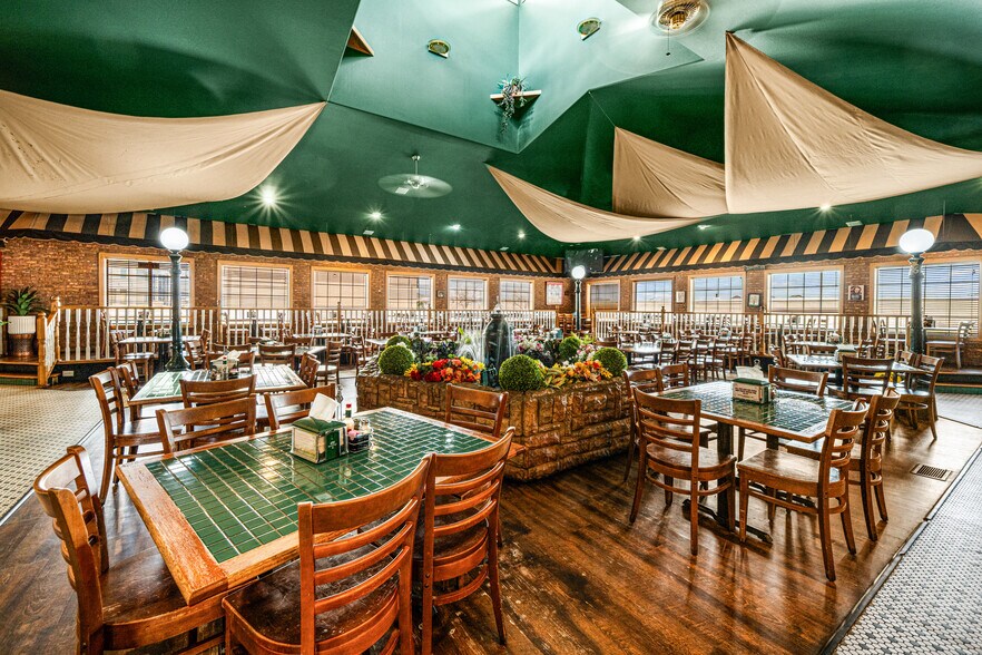 More Photos Of 105 S Tiffany Dr, Pueblo Restaurant For Sale