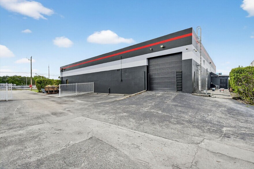 More Photos Of 3000 N 28th Ter, Hollywood Medical For Lease