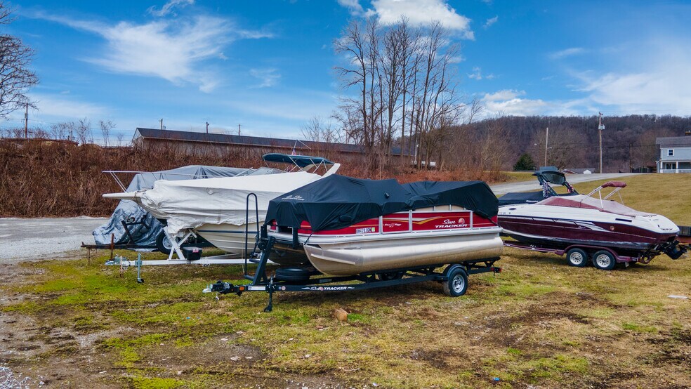 More Photos Of 1200 N River, Toronto Marina For Sale