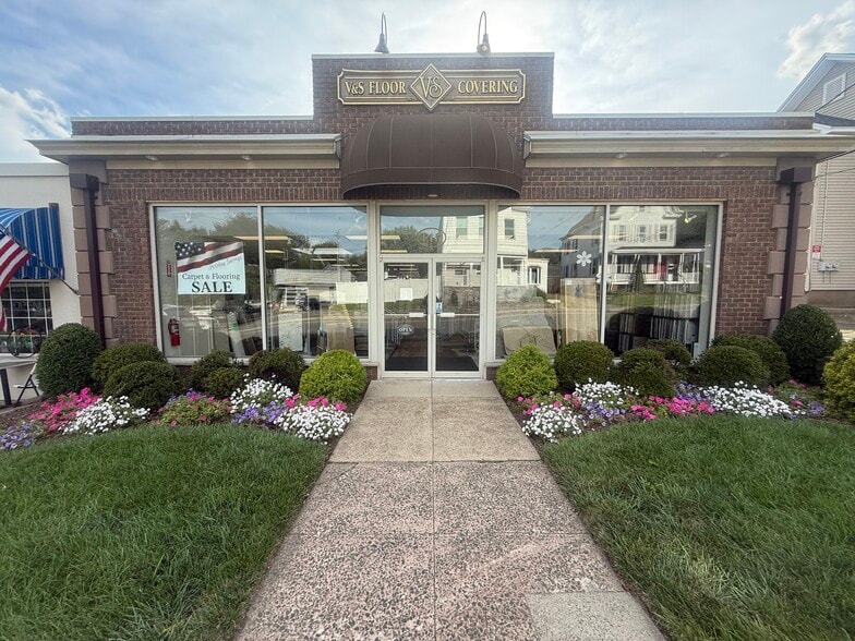 Primary Photo Of 145 Godwin Ave, Midland Park General Retail For Lease