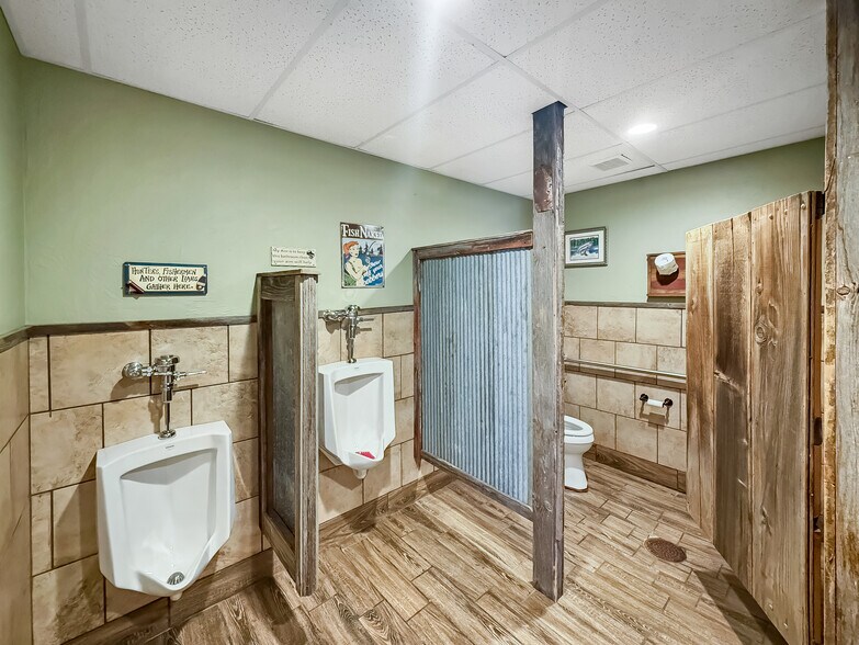 More Photos Of 3408 Clarke St, Norwalk Specialty For Sale