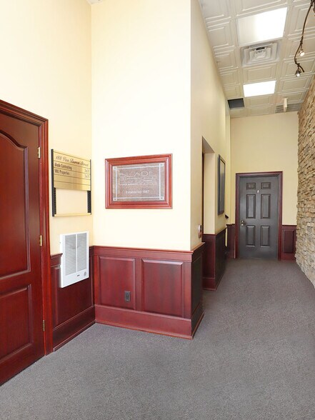 More Photos Of 188 Van Buren St, Staten Island Warehouse For Sale
