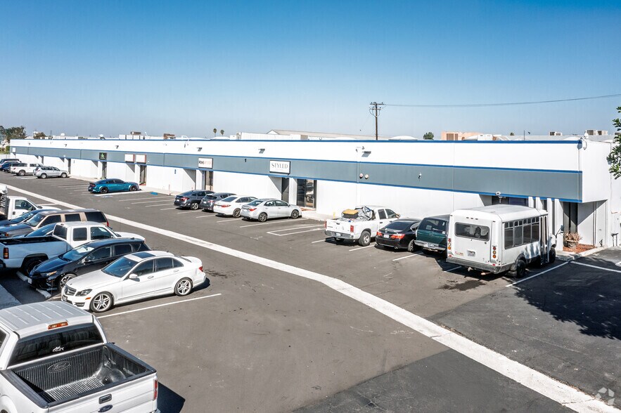 More Photos Of 4901 Patata St, Cudahy Unknown For Lease