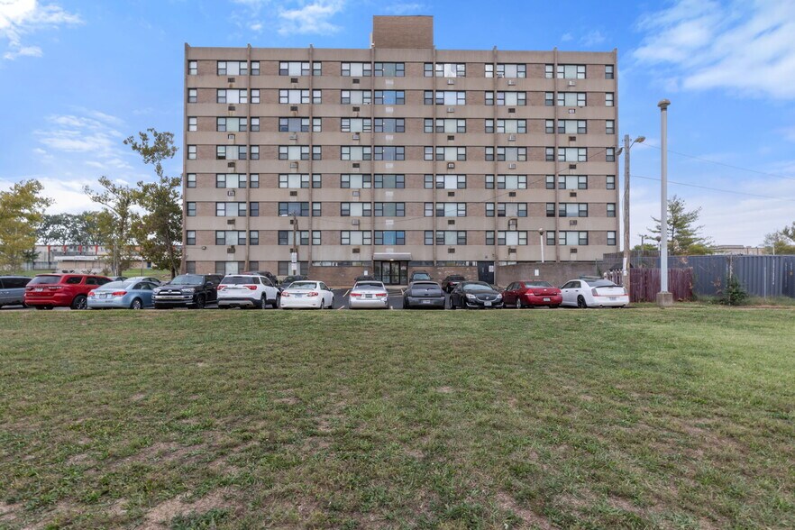 Primary Photo Of 1600-1610 N Kingshighway Blvd, Saint Louis Apartments For Sale