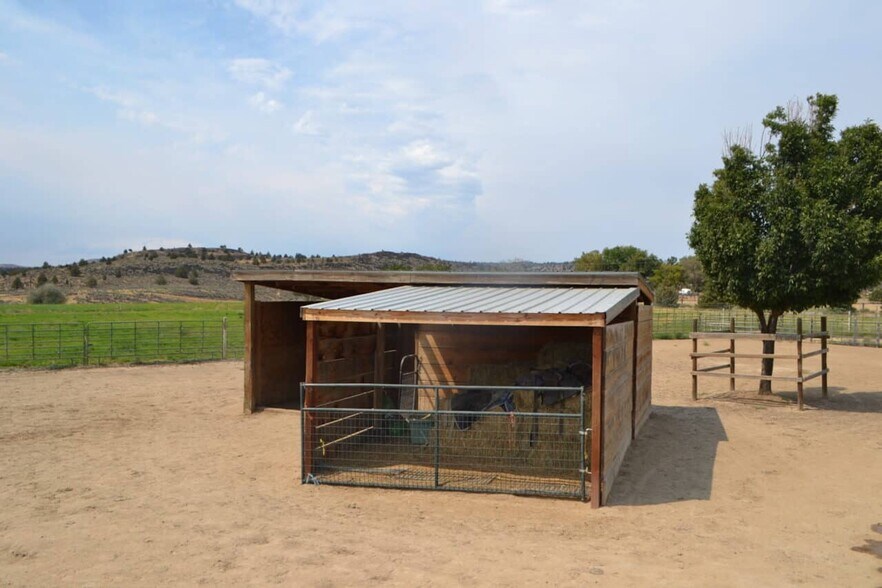 More Photos Of 480-100 Belfast Rd, Litchfield Land For Sale