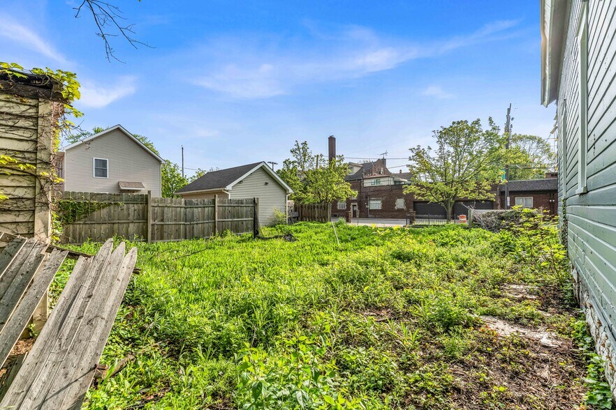 More Photos Of 6415 Gertrude Ave, Cleveland Apartments For Sale