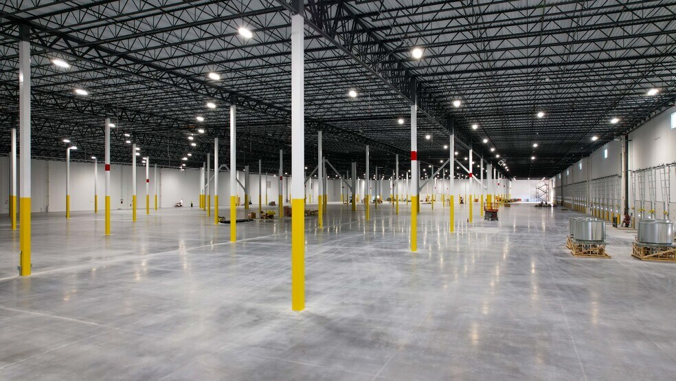 More Photos Of 50 Robert Milligan Pky, Merrimack Warehouse For Lease