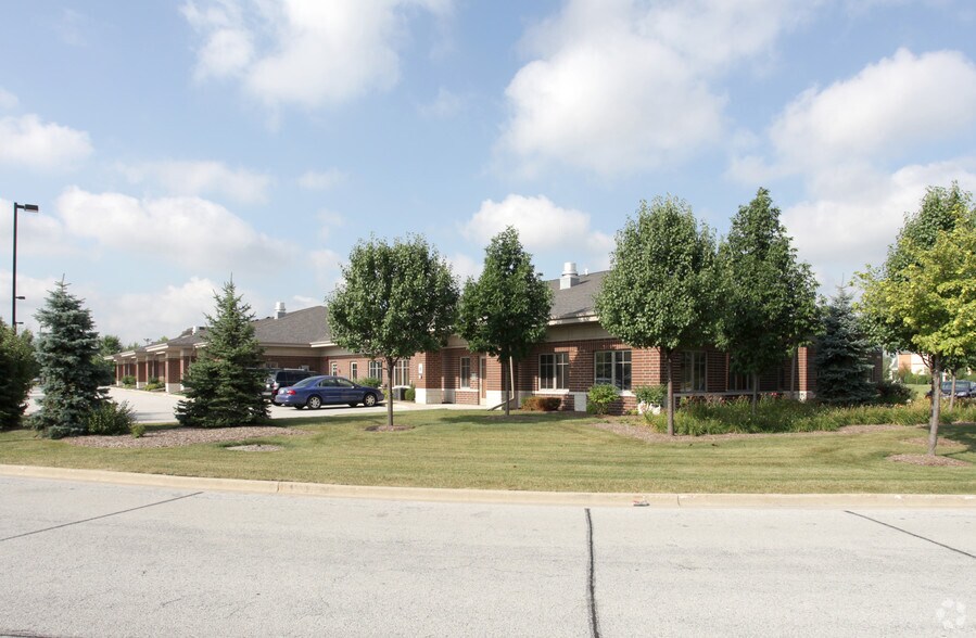 More Photos Of 18400 Maple Creek Dr, Tinley Park Medical For Sale