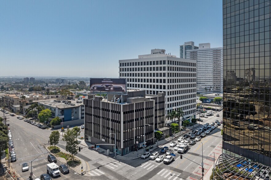 More Photos Of 11600 Wilshire Blvd, Los Angeles Medical For Lease