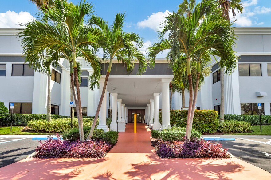 More Photos Of 6601 Park of Commerce Blvd, Boca Raton Office For Lease