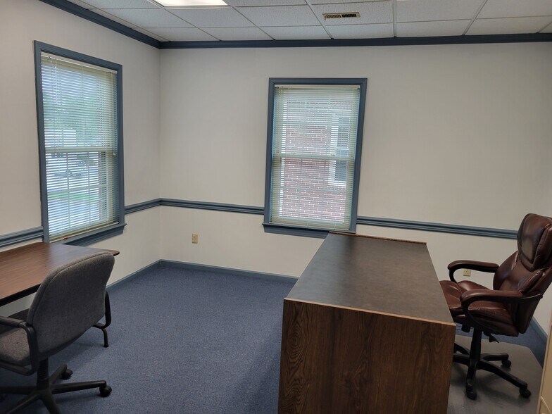 More Photos Of 780 Pilot House Dr, Newport News Office For Sale