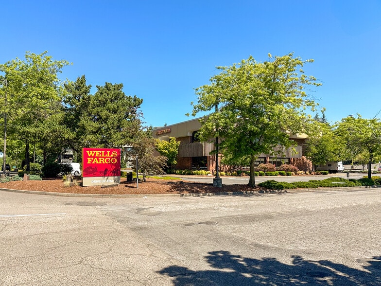 More Photos Of 9200 SW Washington Square Rd, Portland Bank For Sale