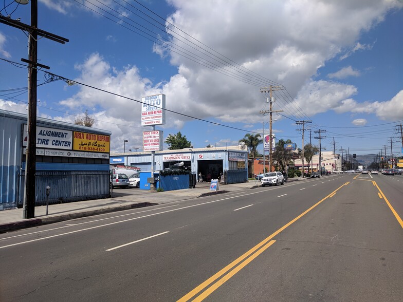 Primary Photo Of 6723 Reseda Blvd, Reseda Auto Repair For Lease