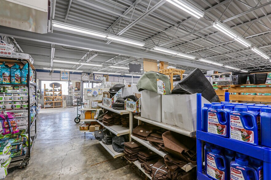 More Photos Of , Blue Springs Unknown For Sale
