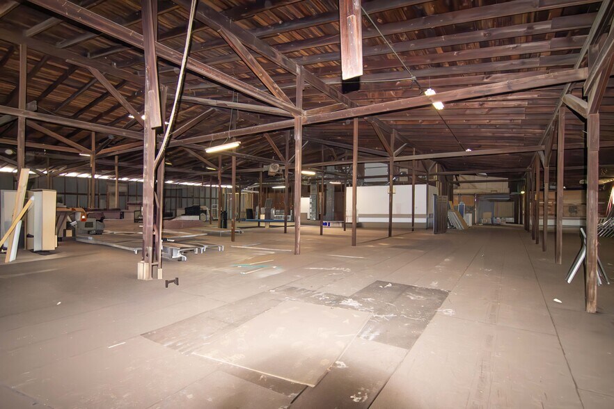 More Photos Of 1258 19th St N, Saint Petersburg Warehouse For Sale