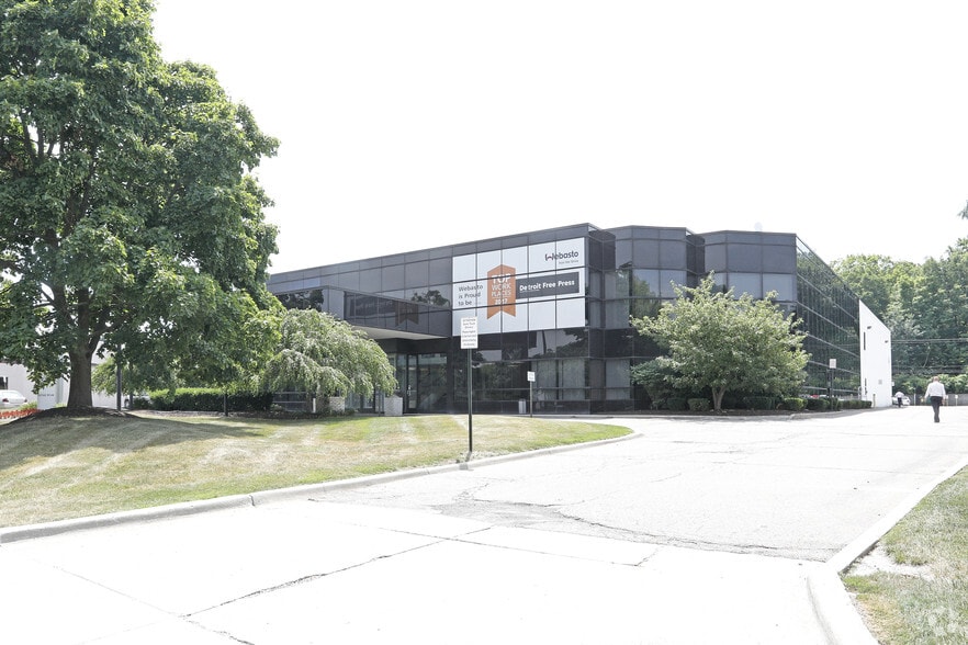 More Photos Of 1757 Northfield Dr, Rochester Hills Light Manufacturing For Sale