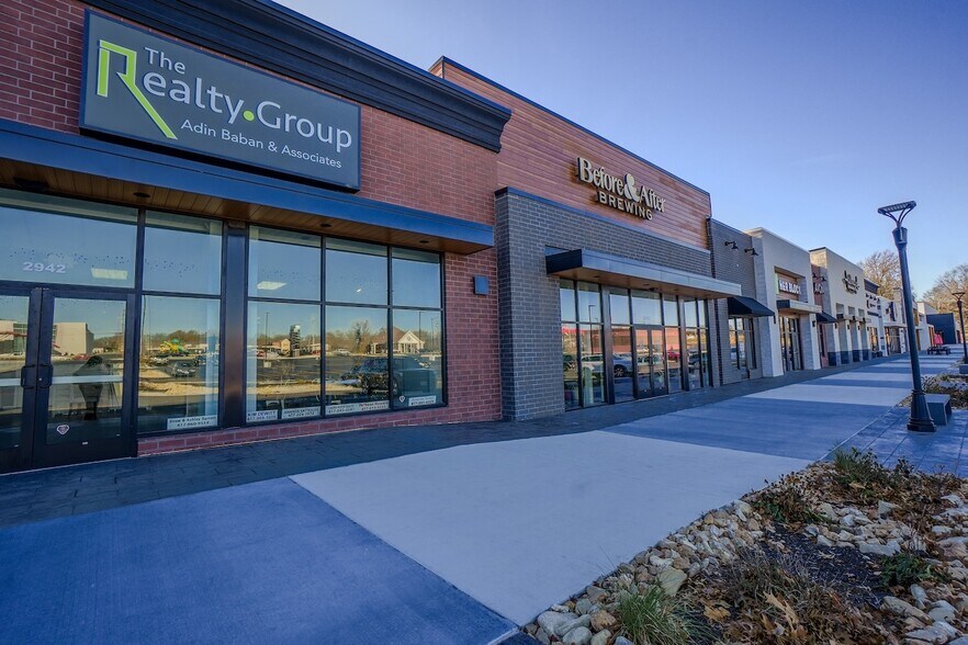 More Photos Of 2900 E Sunshine St, Springfield Unknown For Lease