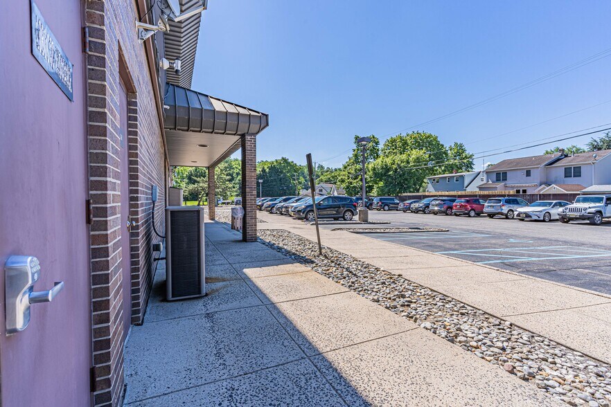 More Photos Of 1003-1031 McBride Ave, Woodland Park Medical For Lease