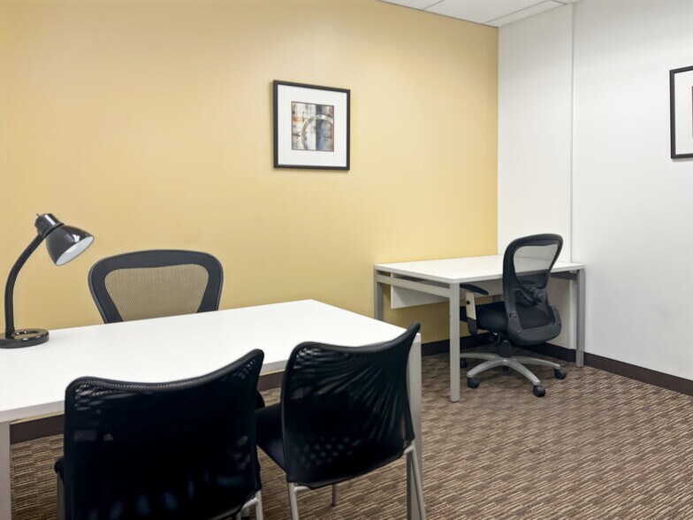 More Photos Of 1901 Harrison St, Oakland Coworking Space