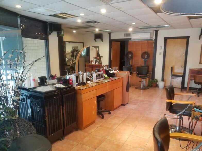 More Photos Of 92-29 Queens Blvd, Rego Park Apartments For Sale