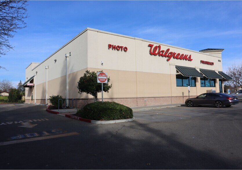 More Photos Of 852 E Manning Ave, Reedley General Retail For Sale