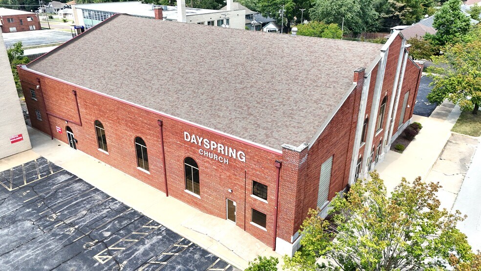 More Photos Of 2157 N Prospect Ave, Springfield Religious Facility For Lease