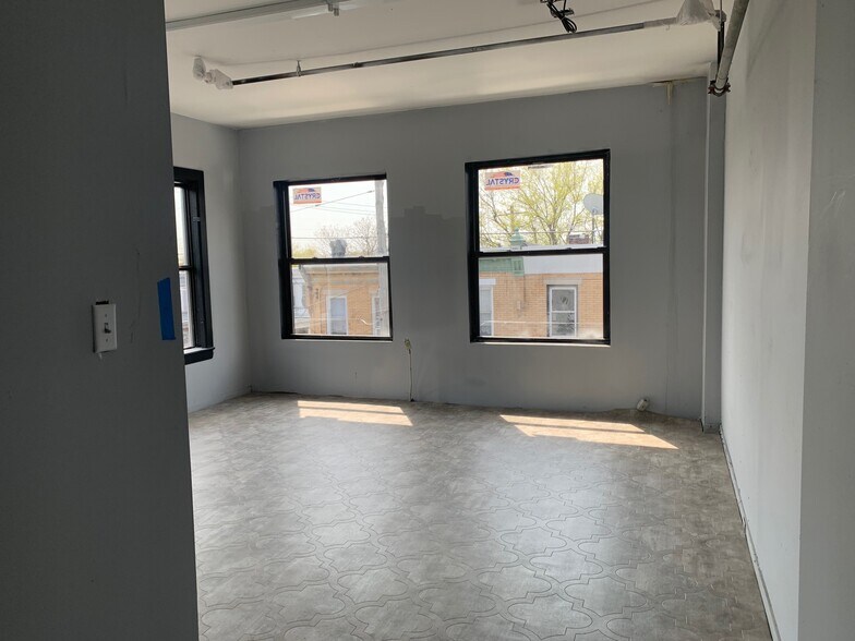 More Photos Of 4260 Tackawanna St, Philadelphia Warehouse For Lease