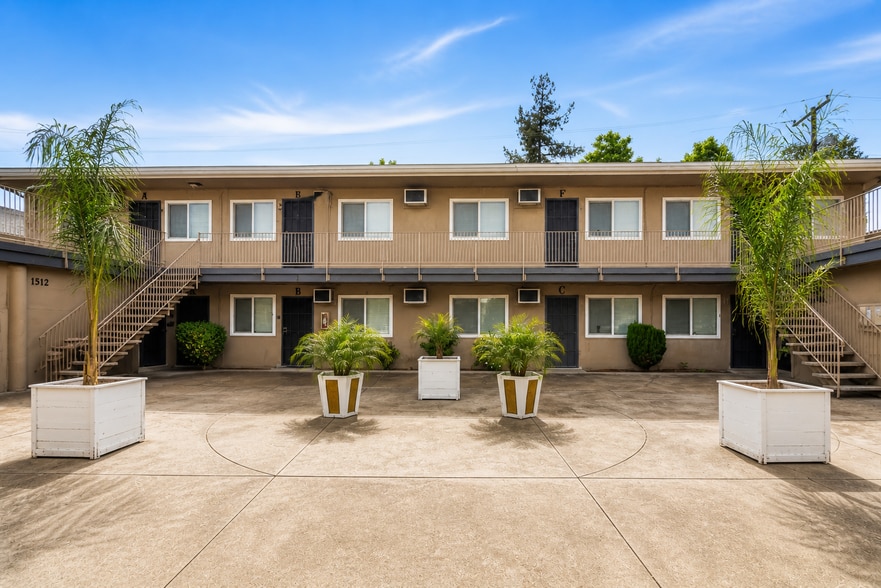 More Photos Of 1312-1322 Bulldog Ln, Fresno Apartments For Sale