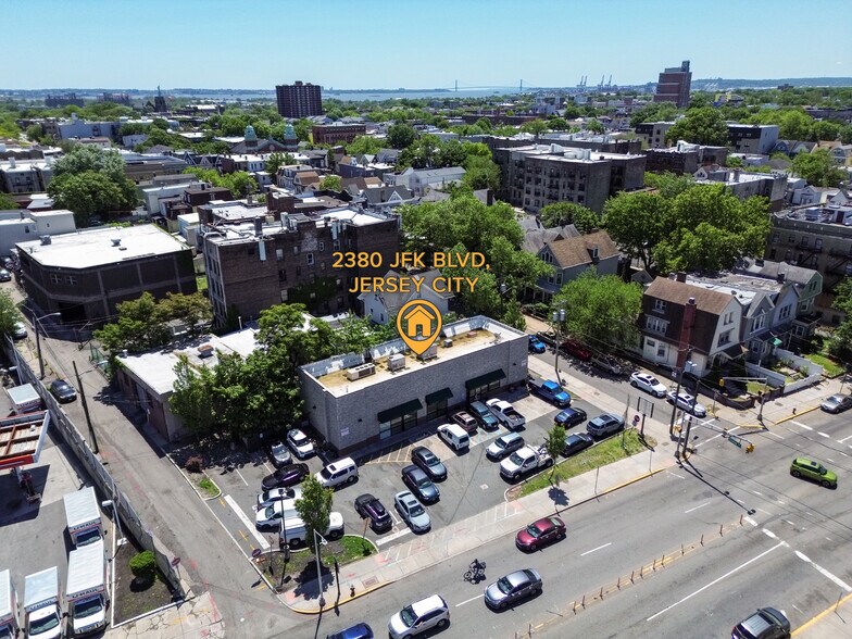 More Photos Of 2380 John F Kennedy Blvd, Jersey City Convenience Store For Sale
