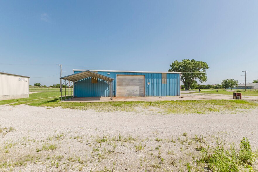 More Photos Of 3315 Central Ave, Winfield Warehouse For Sale