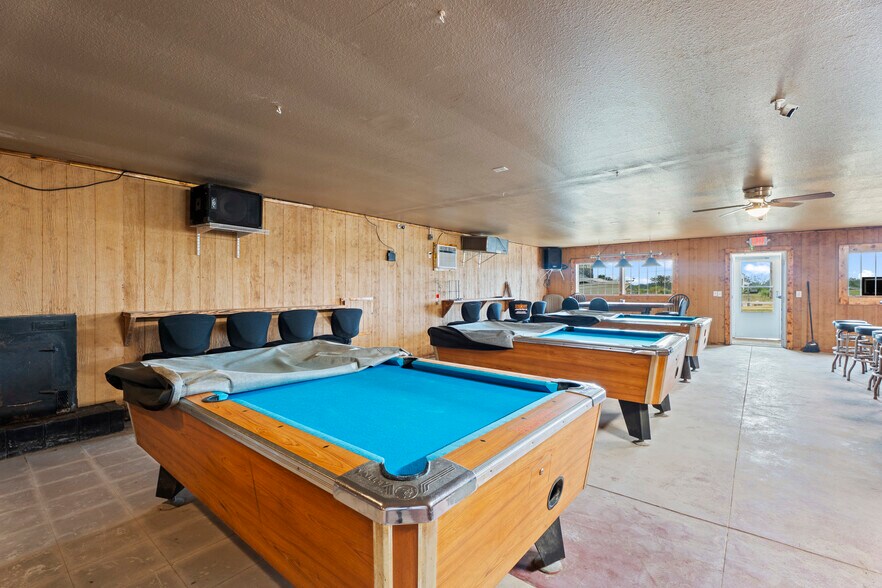 More Photos Of 26601 S 655 Rd, Grove Freestanding For Sale